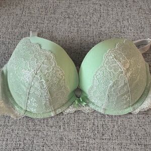 COPY - Victoria's Secret Dream Angels Mint Lace Bra